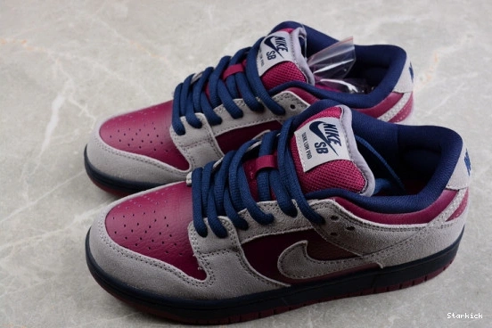 Low Nike True Atmosphere Grey Dunk BQ6817-001 Berry SB 0922